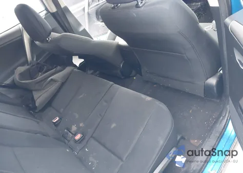 2017 Toyota Rav4 Xle z USA, uszkodzony, nr VIN JTMRFREV6HD220584